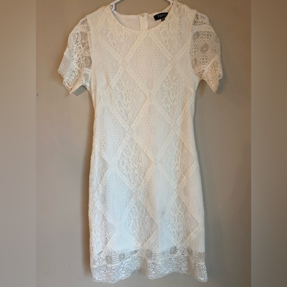 Papillon Blanc Cream Sheath Mini Dress with Flutter Sleeves